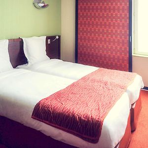 Classic Twin Room