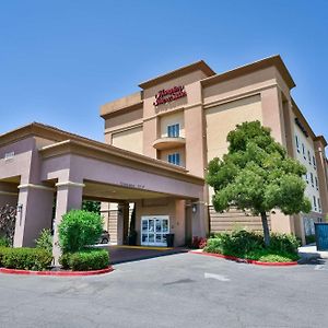 Hampton Inn & Suites Pittsburg